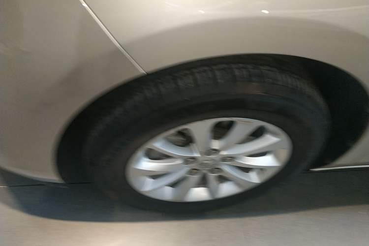 Used Buick GL8 2017 ES 28T Comfort Model China V Standard
