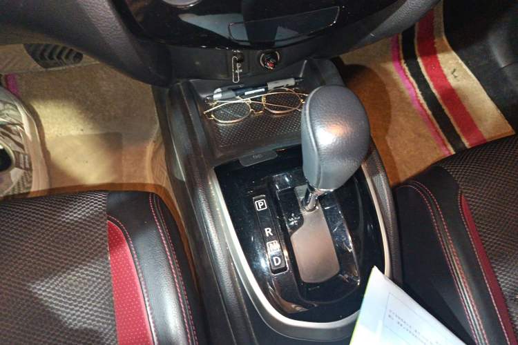 Used Nissan Qashqai 2017 2.0L CVT Luxury Edition China V Standard Gear Lever