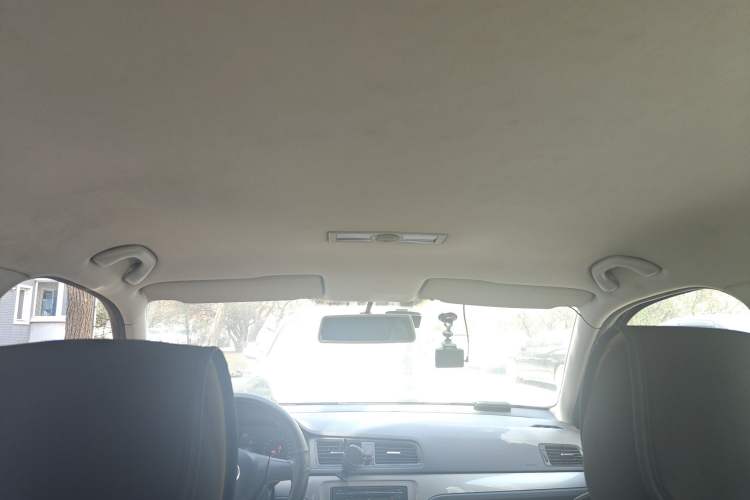 Used Volkswagen Lavida 2013 Revised Classic 1.6L Manual Fashion Edition
