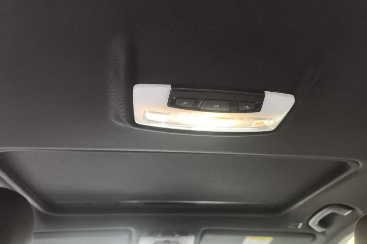 Used BMW 3 Series 2018 330i M Sport Night Edition Headliner