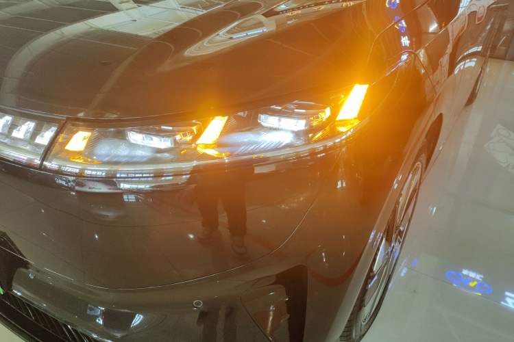 Used Dongfeng eπ eπ008 2025 210 Ultra LikeYi Edition 5-Seater