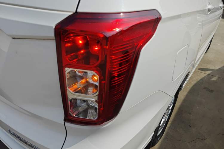 Used Wuling Hongguang 2019 1.5L S Comfort Edition China VI LAR