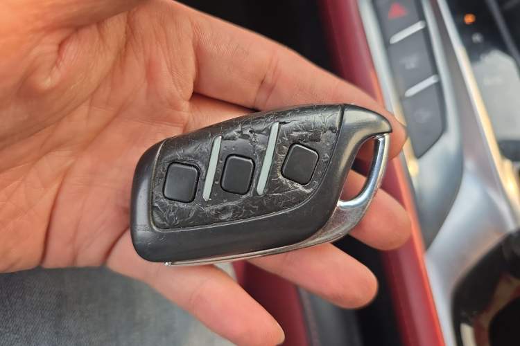 Used MG HS 2018 30T Automatic All-Wheel Drive Trophy Hormone-Infused Version China V Standard Vehicle Key