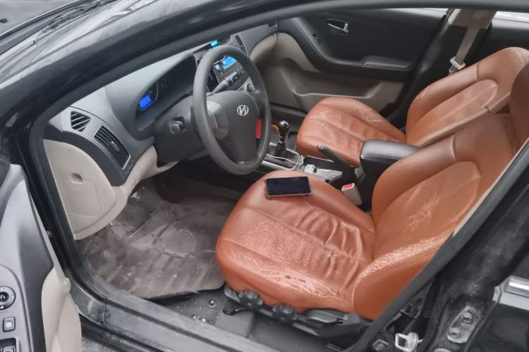 Used Hyundai Celesta 2011 1.6L Manual Luxury Model
