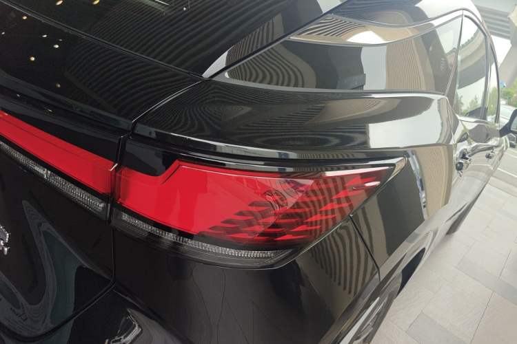 Used Lexus RX 2026 Model 350h Two-Wheel-Drive Joy Edition
