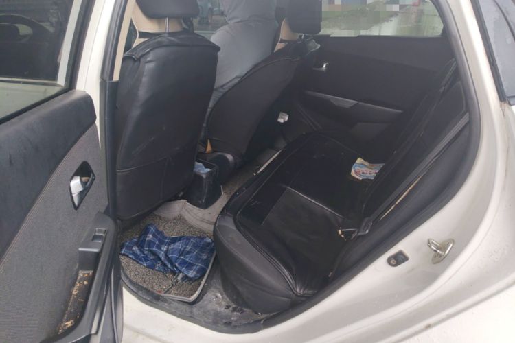 Used Kia K2 2015 Sedan 1.4L MT GLS
