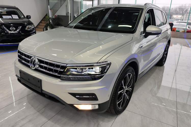 Used Volkswagen Tiguan L 2017 330TSI Automatic Two-Wheel Drive Flagship Edition