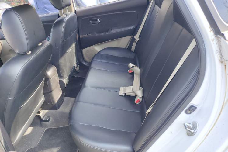 Used Hyundai Celesta 2011 1.6L Manual Luxury Model
