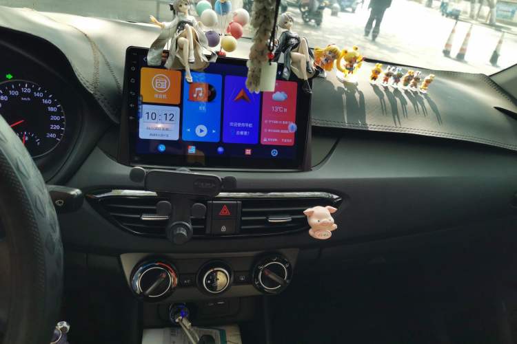 Used Hyundai Celesta 2020 1.6L Automatic GL Enjoyable Edition