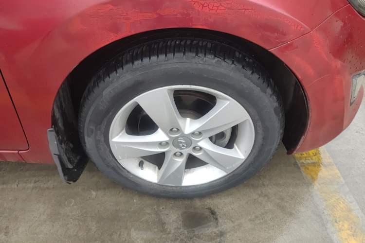 Used Hyundai Elantra (5th Generation / Langdong) 2012 1.6L Automatic Fashion Edition
