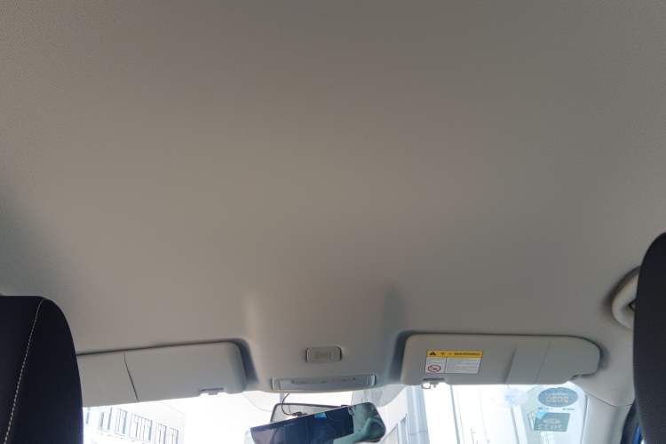 Used MG ZS 2019 1.5L Manual Global Comfort Edition China VI Standard Headliner