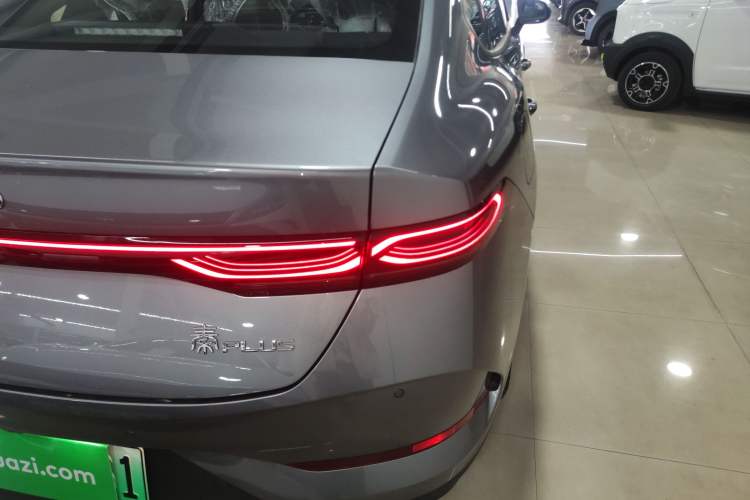 Used BYD Qin PLUS 2026 DM-i 128KM Progressive Model Right Rear Taillight