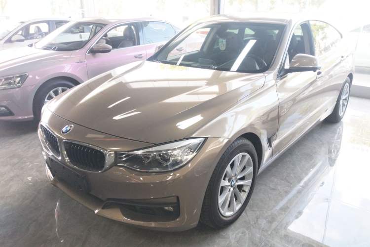Used BMW 3 Series GT 2016 320i Fashion Model