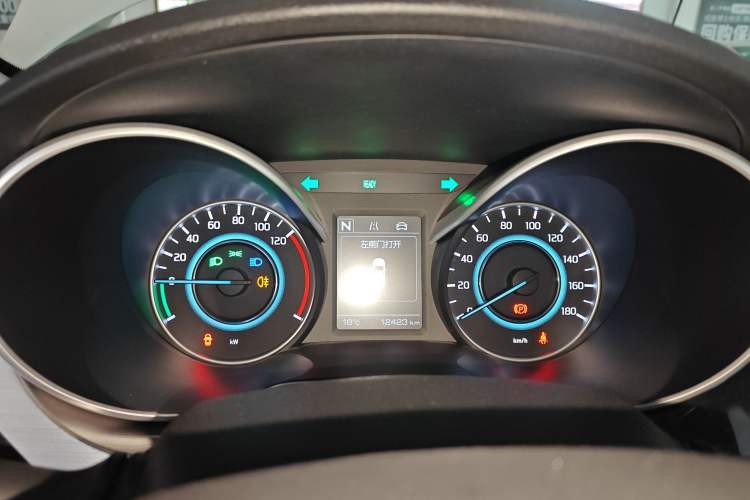 Used Changan Eado New Energy 2022 EV460 Smart Ride-Hailing Edition – Lithium Iron Phosphate