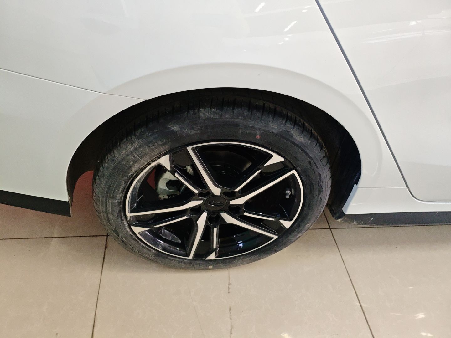 Geely Auto Binray 2024 Binrui COOL 1.5T DCT Longteng Edition — снимка 11
