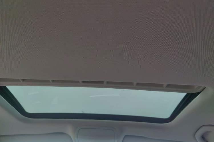 Used Volkswagen Sagitar 2012 1.4TSI Automatic Luxury Edition