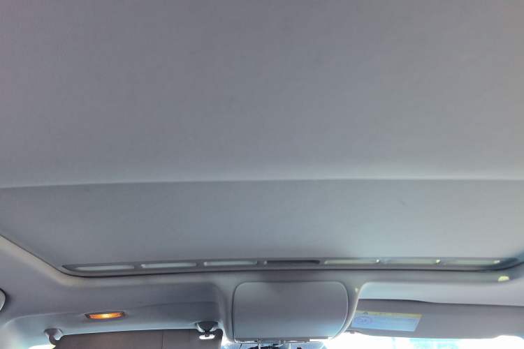 Used Volkswagen Polo 2014 1.6L Cross Polo Automatic