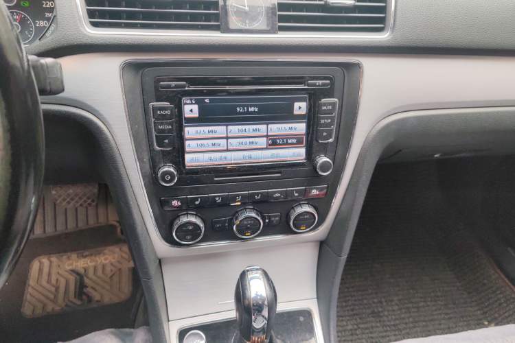 Used Volkswagen Passat 2015 1.8TSI DSG Ultimate Edition
