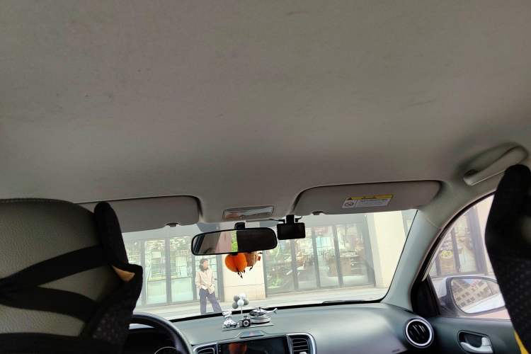 Used Kia Pegas 2017 1.4L Manual Value Edition Headliner