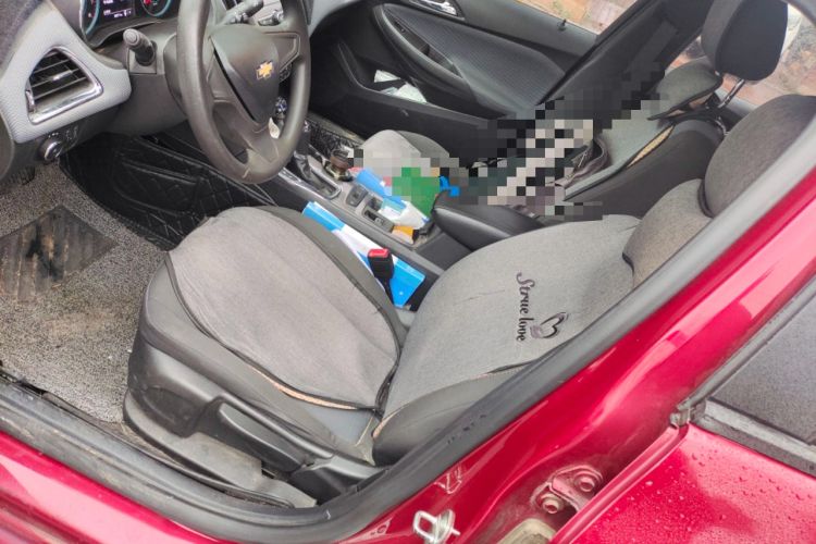 Used Chevrolet Cruze 2018 320 Automatic Pioneer Sunroof Edition Left Front Seat