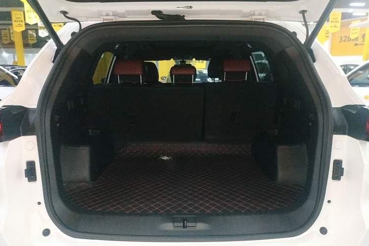 Used JETOUR X70 PLUS 2022 1.5T DCT Luxury Edition 5 Seats