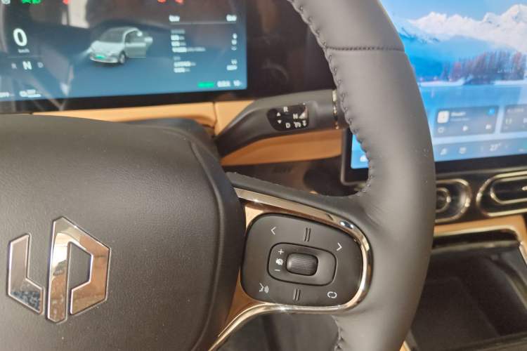 Used Leapmotor C11 2024 All-Electric 580 Luxury Edition
