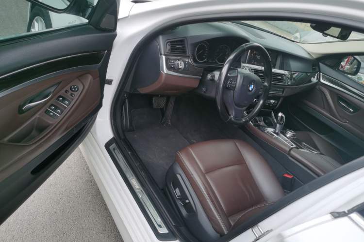 Used BMW 5 Series 2017 525Li Luxury Design Package
