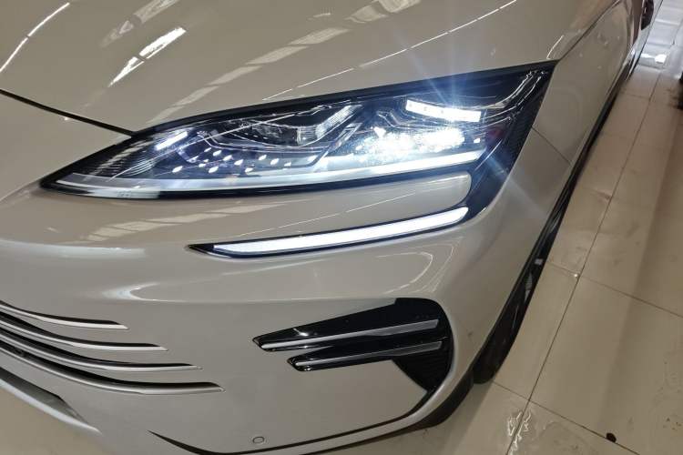 Used BYD Song PLUS New Energy 2025 DM-i Intelligent Driving 160KM Flagship Model