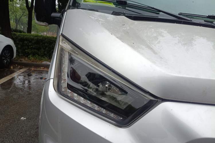 Used JMC Transit 2017 2.8T Commercial Version Short Wheelbase Mid-Roof 6/7/8-Seater JX493