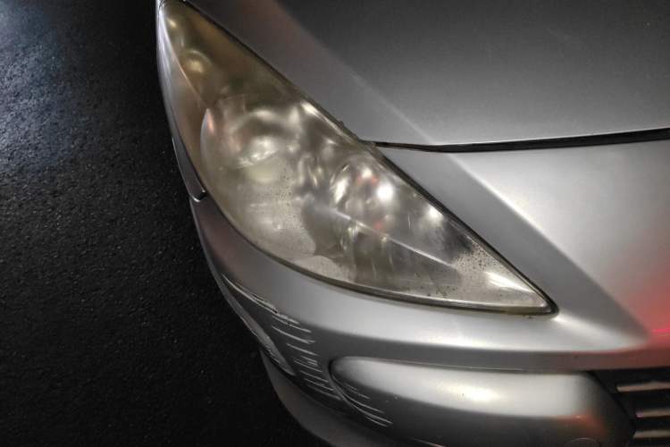 Used Peugeot 307 2010 Sedan 1.6L Manual Comfort Edition
