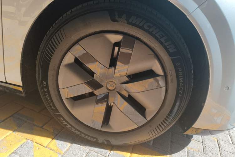 Used Li Auto MEGA 2024 Ultra Model