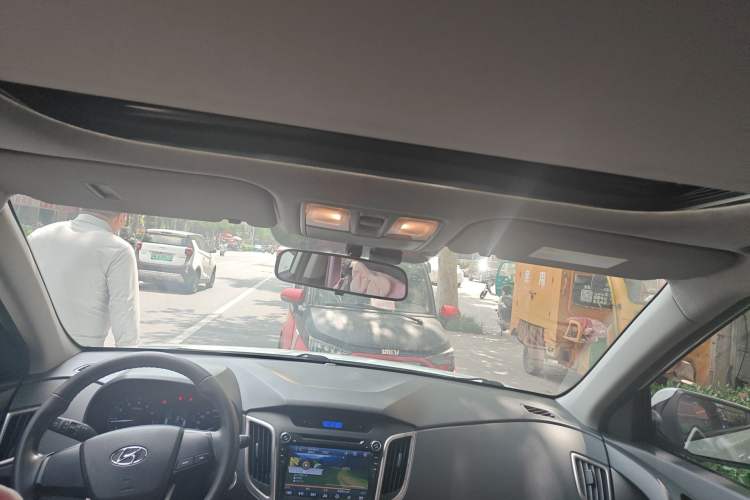 Used Hyundai ix25 2015 1.6L Automatic Two-Wheel Drive Smart GLS Trim