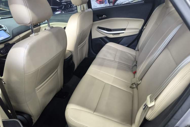 Used Ford Escort 2015 1.5L Automatic Comfort Edition
