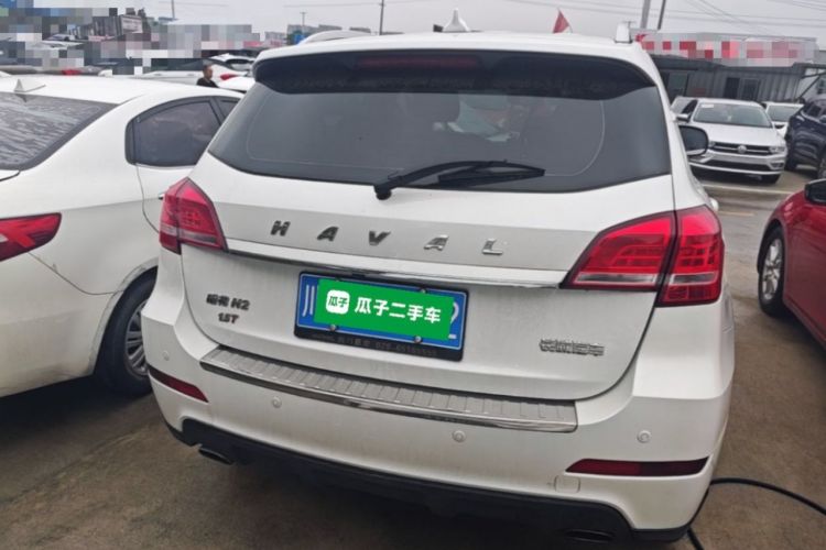 Used Haval H2 2017 Red-Label 1.5T Manual Two-Wheel Drive Luxury Model
