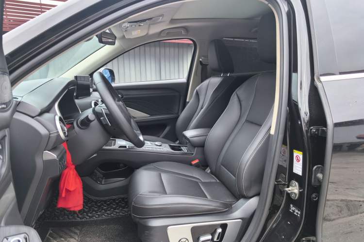 Used Wey VV6 2018 2.0T Two-Wheel-Drive Ultra-Luxury Version China V Standard