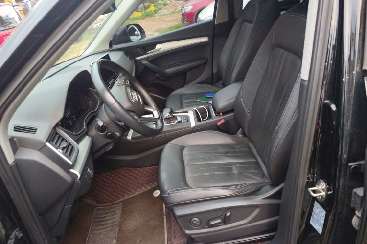 Used Audi Q5L 2020 Updated 40 TFSI Prestige Fashion Edition Left Front Seat