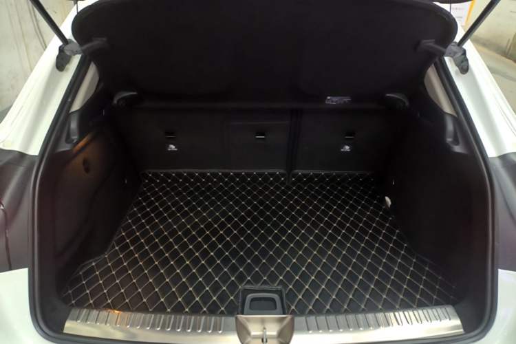 Used Mercedes-Benz GLA 2017 GLA 200 Sport Edition Trunk