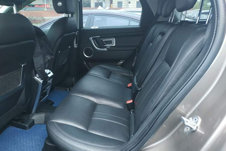 Used Land Rover Discovery Sport 2017 2.0T SE
