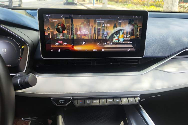 Used Geely Auto Preface 2021 2.0TD Luxury Version
