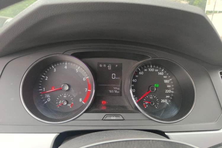 Used Volkswagen Lamando 2017 230TSI DSG Fashion Edition
