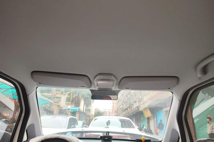 Used Baojun E200 2019 250KM Smart Drive Edition
