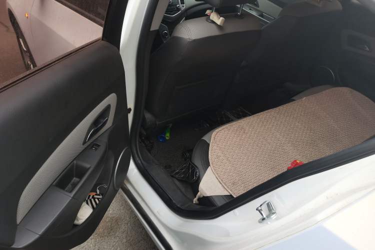 Used Chevrolet Cruze 2010 1.6L SL Grand Touring Edition MT