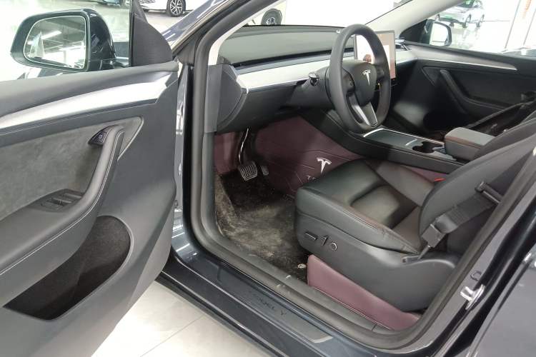 Used Tesla Model Y 2024 Rear-Wheel-Drive Version