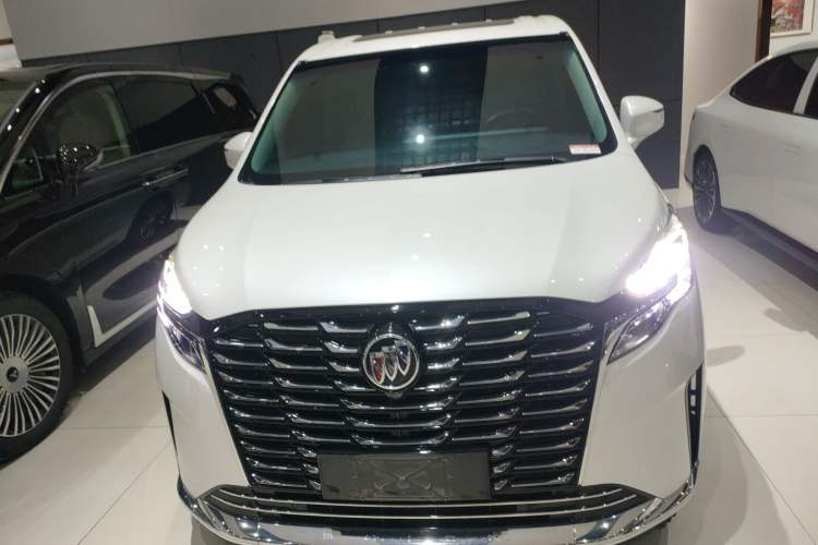 Used Buick GL8 2023 ES Lu Zun Comfort Model