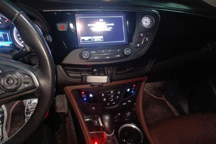 Used Buick Envision 2019 20T Two-Wheel Drive Luxury Version China VI Standard