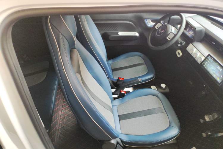 Used Wuling Hongguang MINIEV 2022 GAMEBOY 200km Gaming Edition with Lithium Iron Phosphate