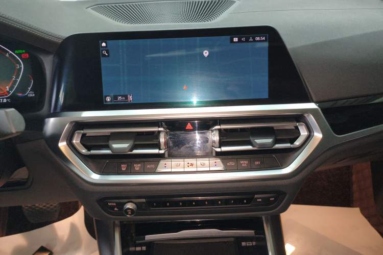 Used BMW 3 Series 2021 Second Facelift 320Li M Sport Package
