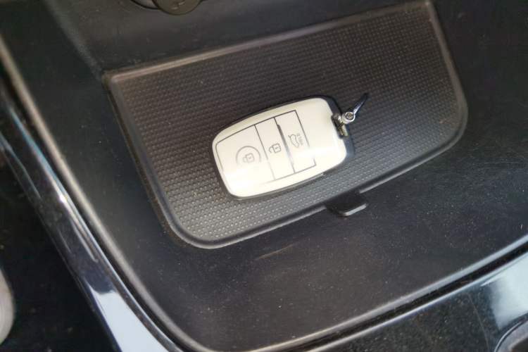 Used Kia K4 2014 1.6T Automatic Turbo Vehicle Key