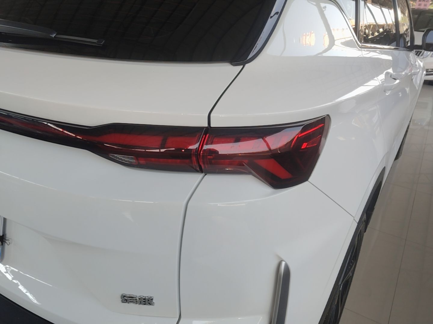 Geely Auto Coolray 2025 Bin Yue L 1.5T DCT Starlight Edition — снимка 9