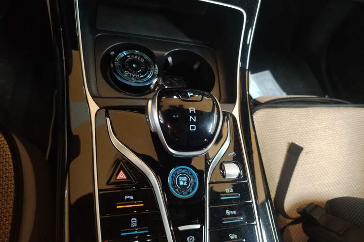 Used BYD Qin PLUS 2024 Honor Edition EV 420KM Leading Model
